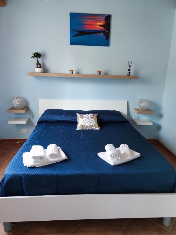 Villa Martino Apartments Cefalú Habitación foto